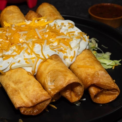 3 Flautas.
